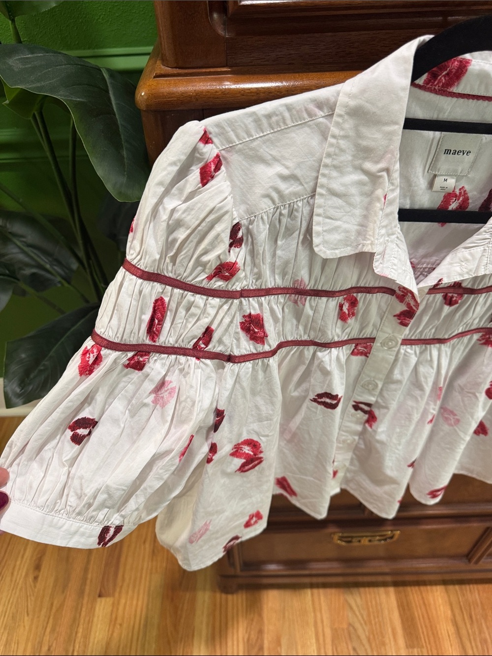 Maeve White Button-Down Blouse with Red Lip Print - Picture 3 of 5